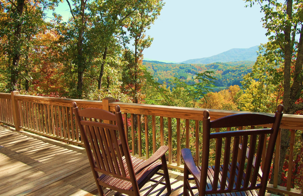 Bryson City NC lodging iconic fall views