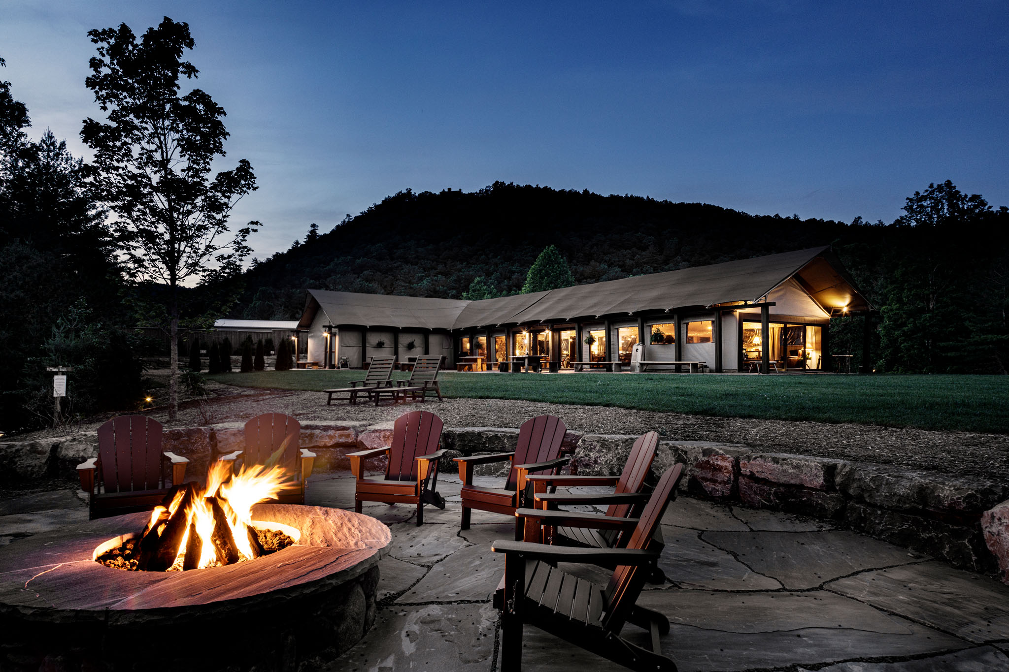 The firepit and lodge at Tuxedo Falls