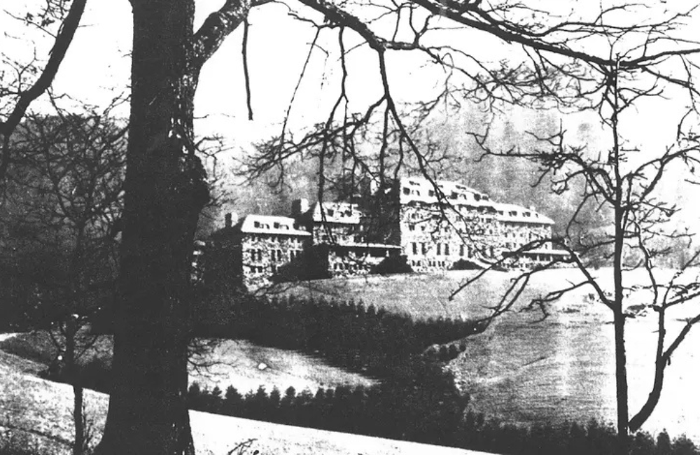 Spooky black and white photo of the exterior of the Grove Park Inn