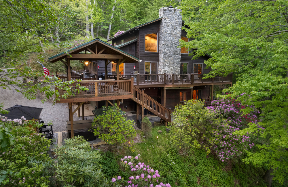 Exterior of a luxury cabin