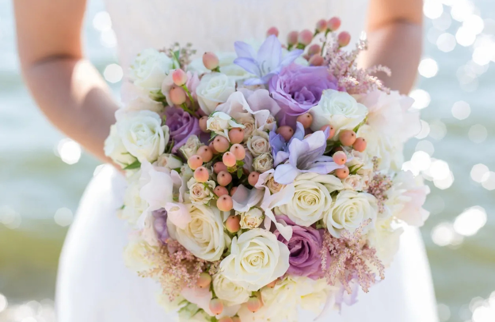 Bride holding bouquet