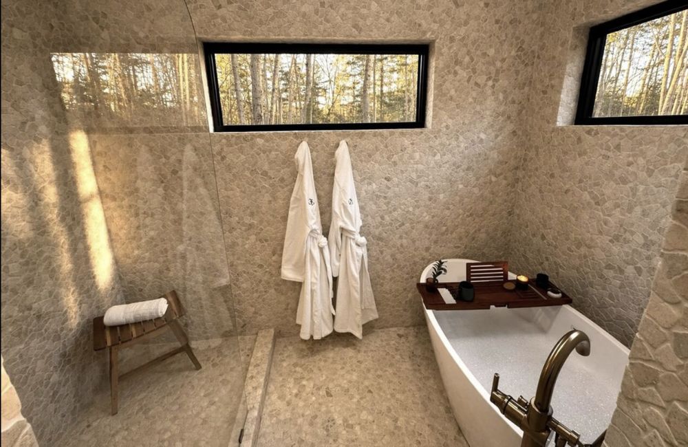 Orchard’s Edge Luxury Mountain Retreat Bathroom