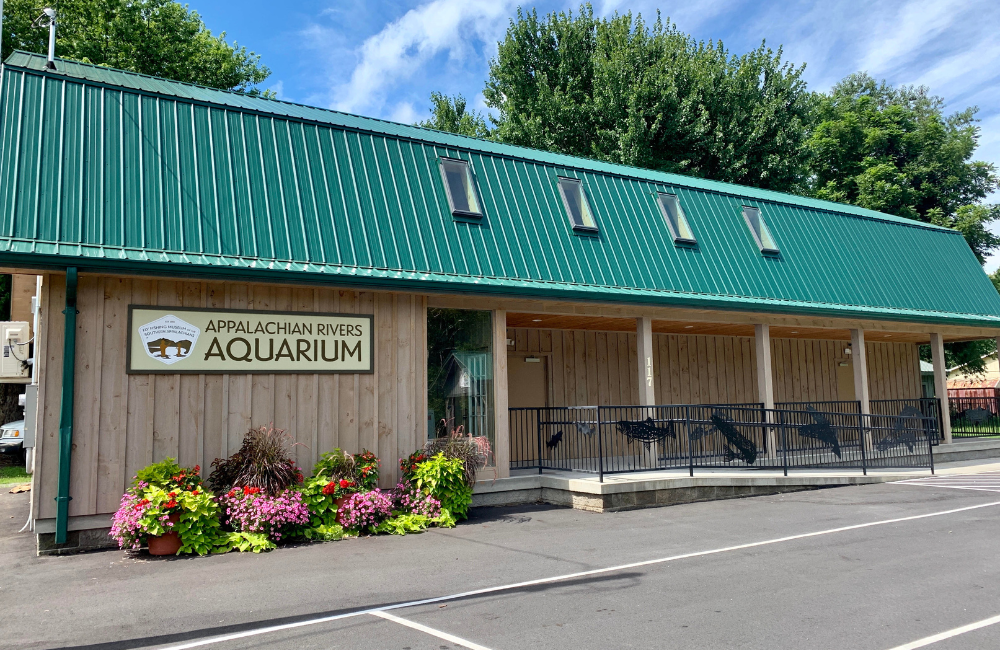 exterior of Appalachian Rivers Aquarium, Bryson City 