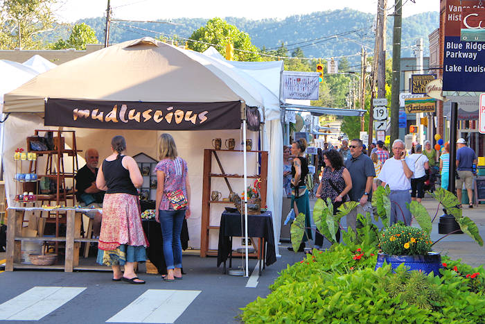 Weaverville Art in Autumn Festival