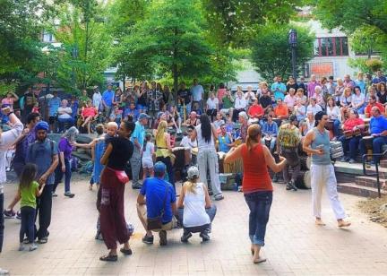 Drum circle 