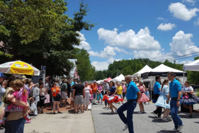 Front Street Arts & Crafts Show