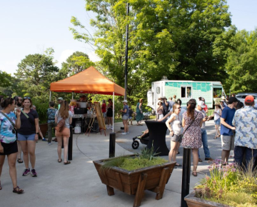 Brews & Bears at WNC Nature Center