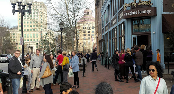 Downtown Asheville Valentines Weekend