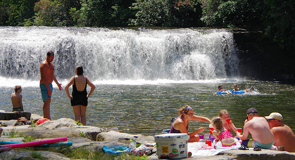 Hooker Falls NC