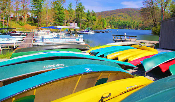 Lake Toxaway Canoes