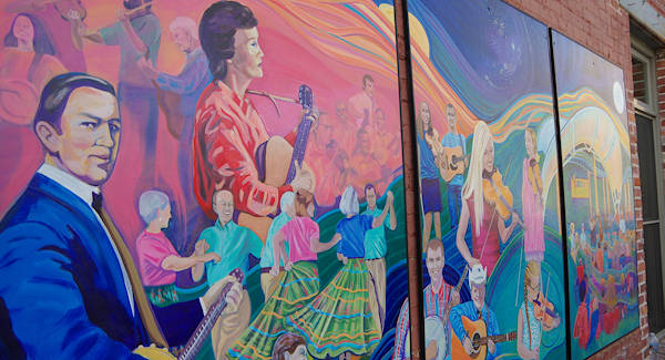 Shindig on the Green Mural