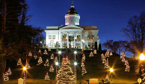 Sylva Christmas Courthouse